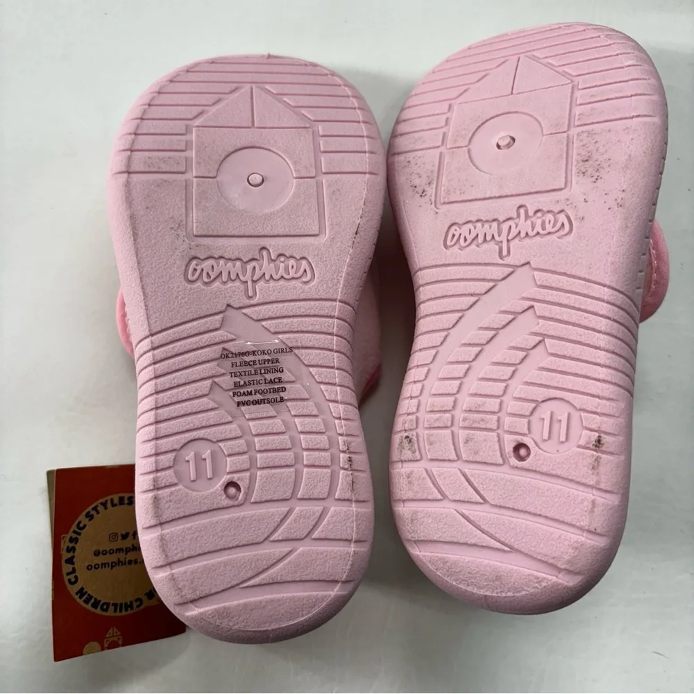 Girls Koko Slippers, Oomphies, Pink
